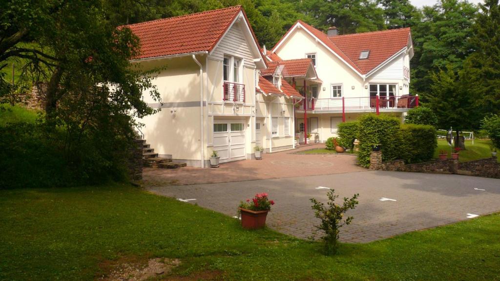 Waldhotel Forsthaus Remstecken โคเบลนซ์ ห้อง รูปภาพ